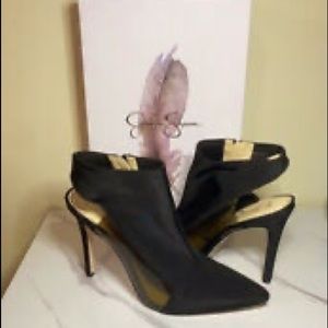 jessica simpson pimrah pump